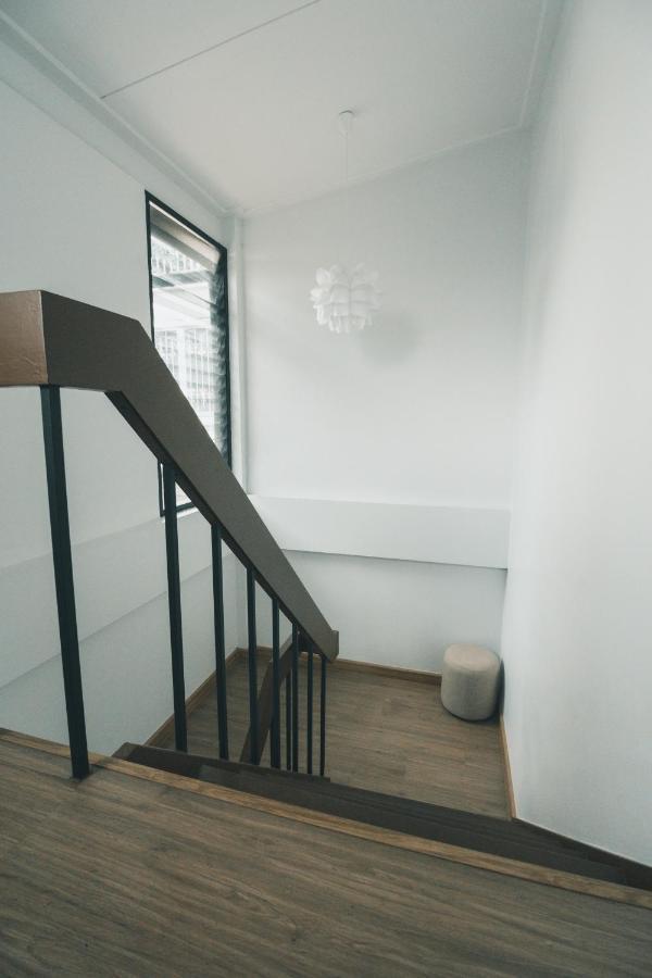 41Cafetel Hostel Bangkok Ngoại thất bức ảnh
