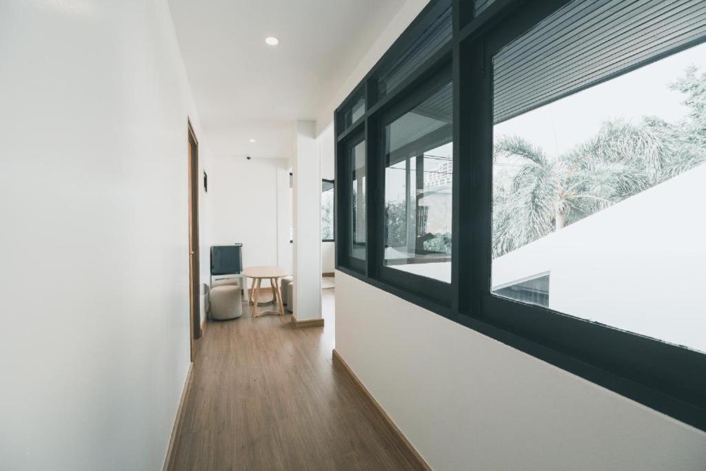 41Cafetel Hostel Bangkok Ngoại thất bức ảnh